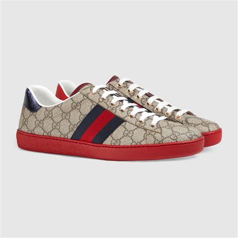 gucci gg low top sneakers.